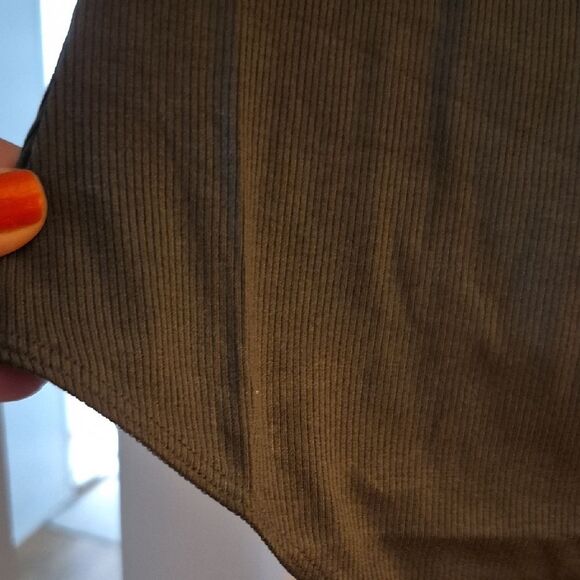 💲1️⃣0️⃣ Bundled ✔️Mono B Charcoal Grey Ribbed Sleeveless Thong Bodysuit Large - Picture 6 of 7